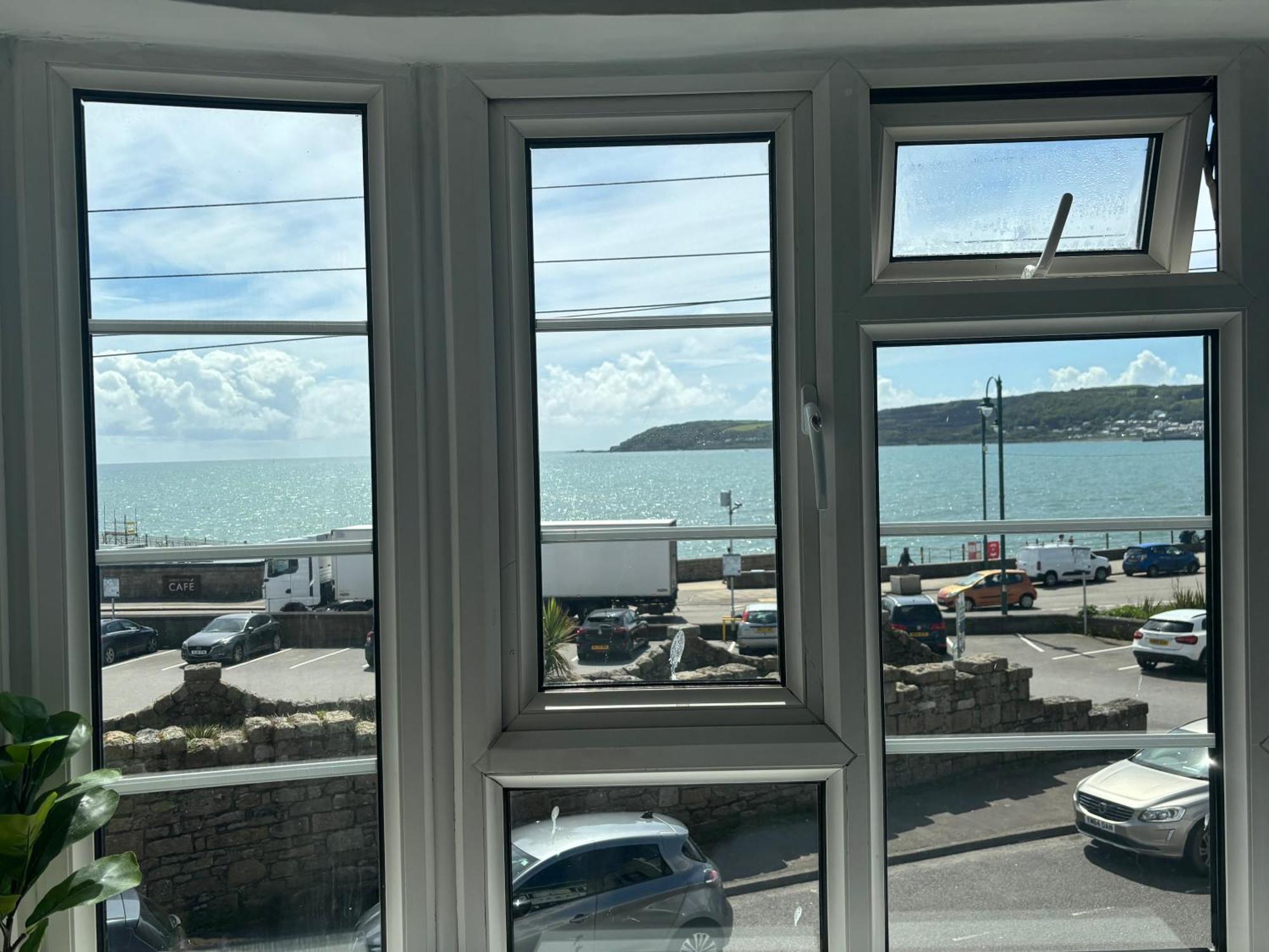 The Yacht Inn Penzance Zewnętrze zdjęcie